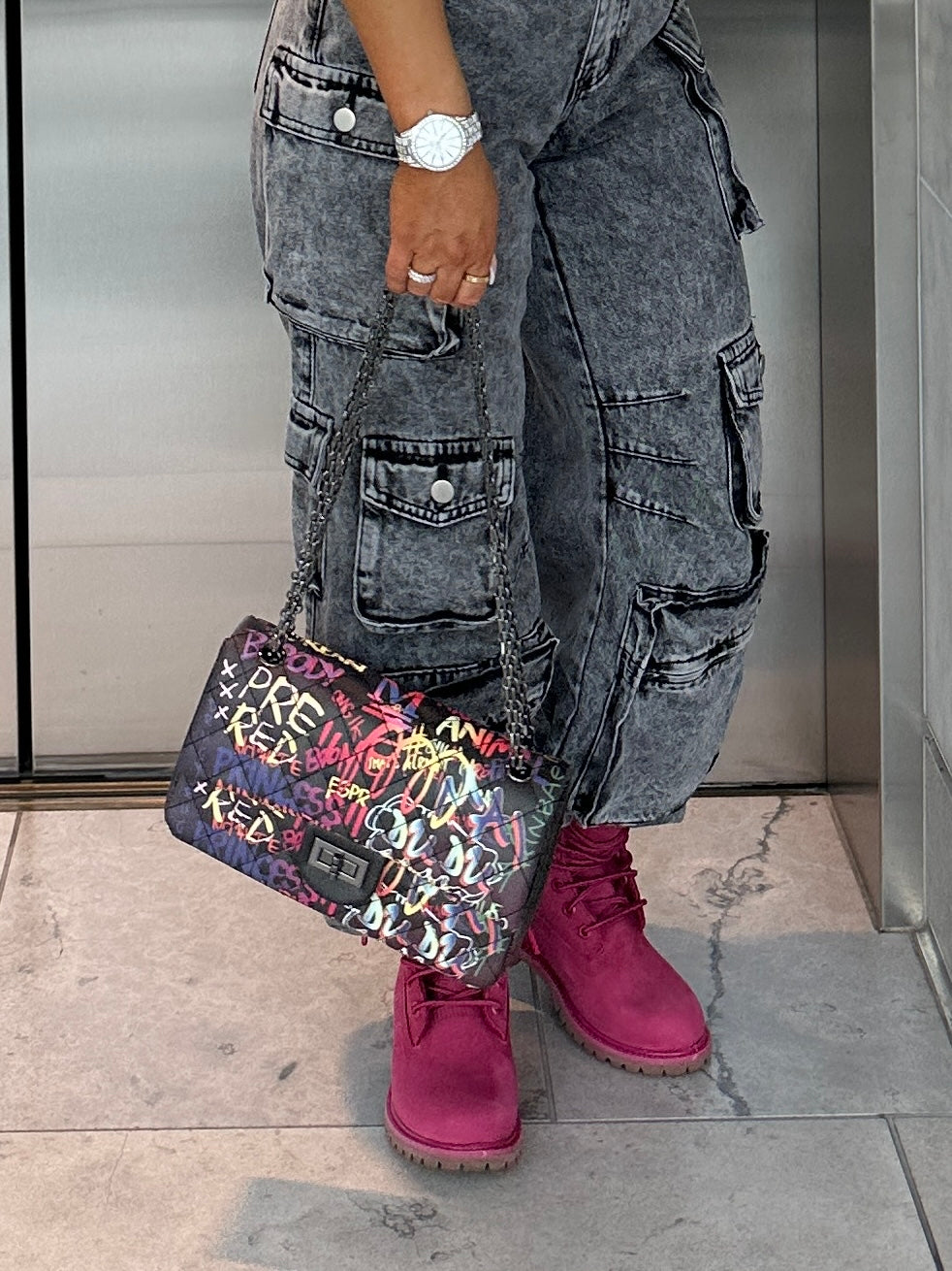 GRAFFITI SHOULDER BAG - BLACK