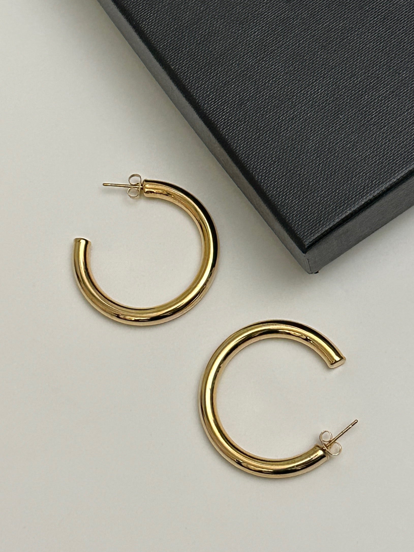 THE BASIC HOOP