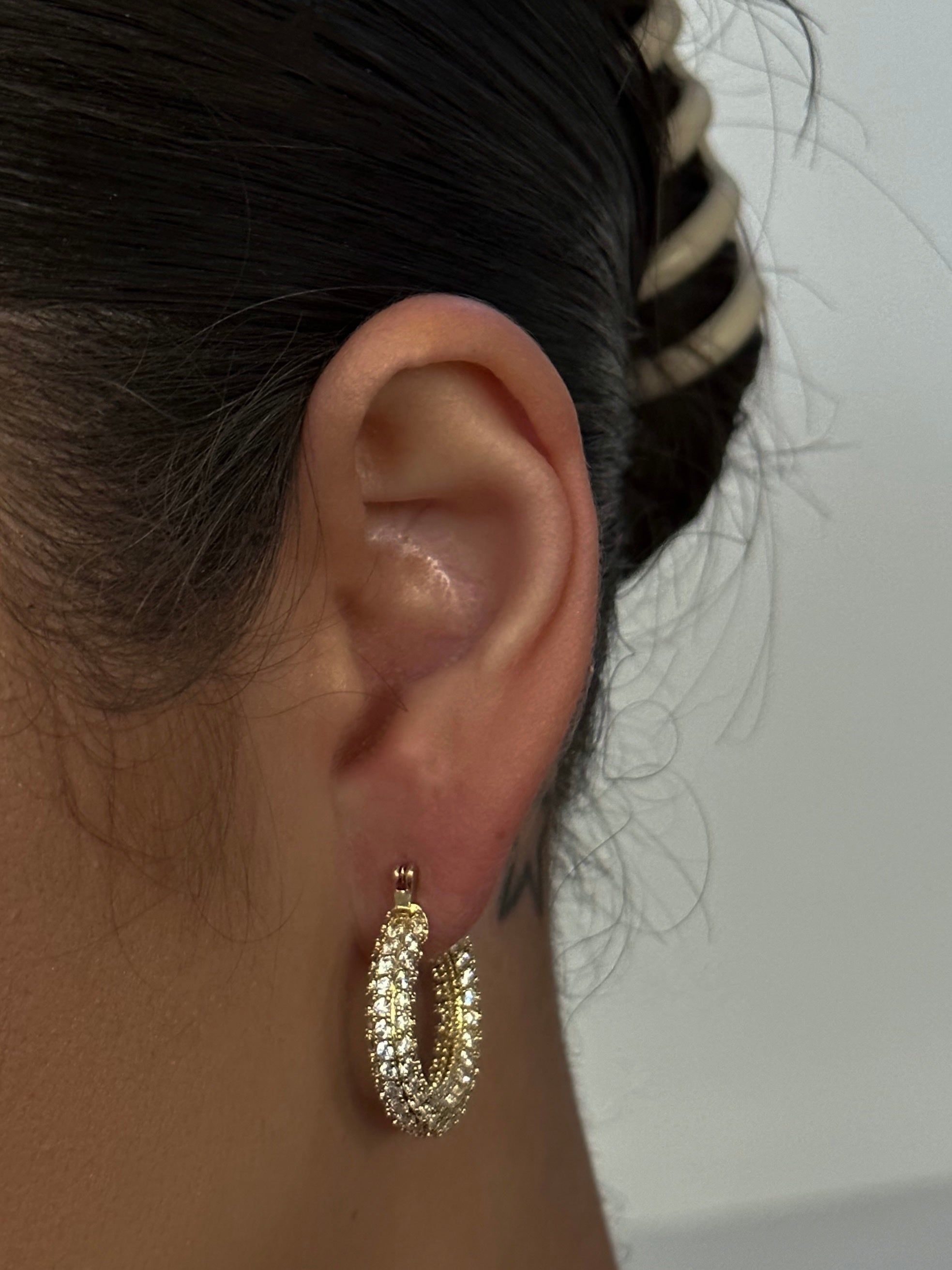 AMELIA DIAMOND HOOPS